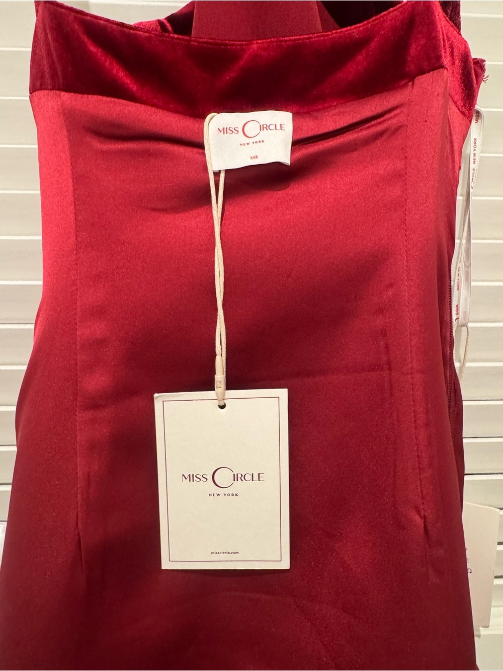 Burgundy Velvet-Trim Formal Dress with Bow Detail - Picture 5 of 7